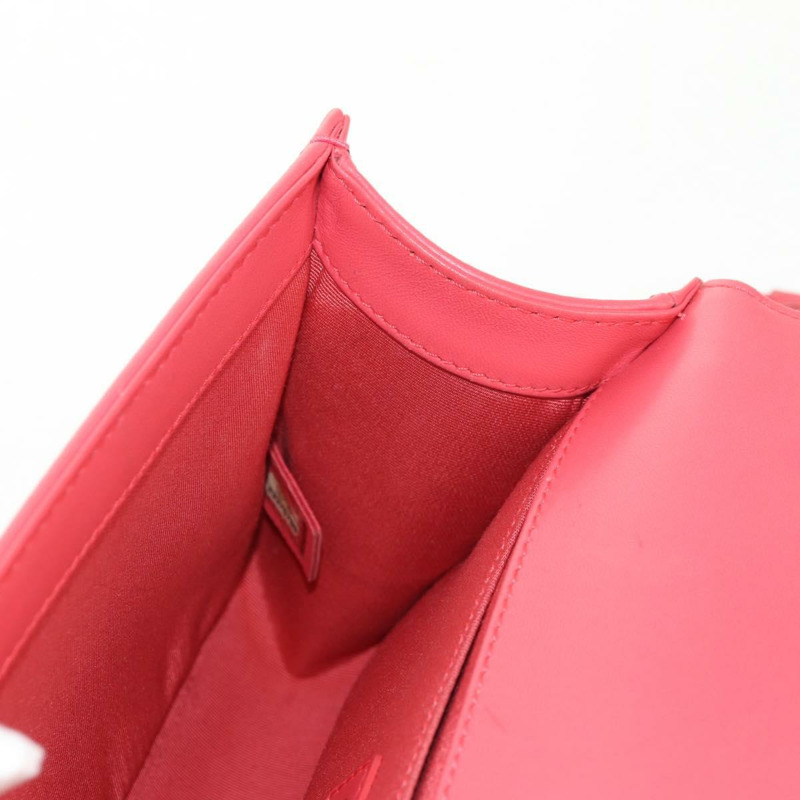 【日本直送】香奈兒 (CHANEL) 鏈條絎縫 Boy Chanel 包，羊皮材質，粉紅色金色雙C標誌，正品編號 144832SAM-23