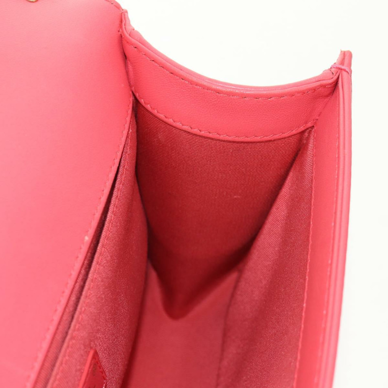 【日本直送】香奈兒 (CHANEL) 鏈條絎縫 Boy Chanel 包，羊皮材質，粉紅色金色雙C標誌，正品編號 144832SAM-24