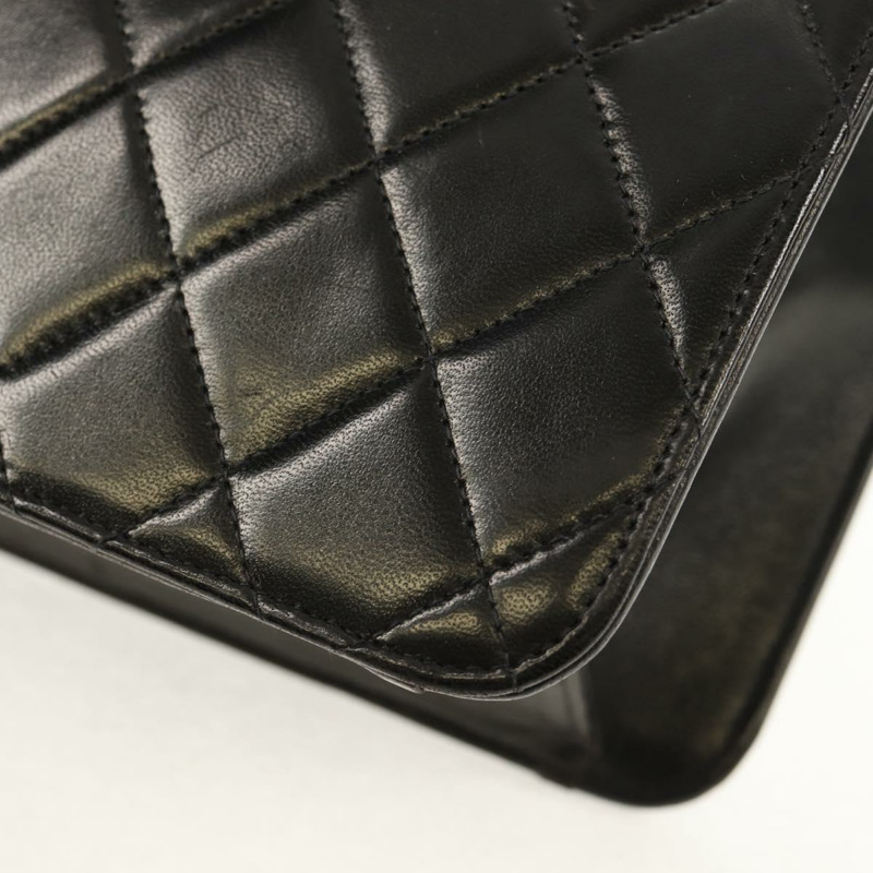 【日本直送】香奈兒 (CHANEL) 鏈條肩背包，羊皮材質，黑色，金色雙C標誌，正品編號 148654SAM-18