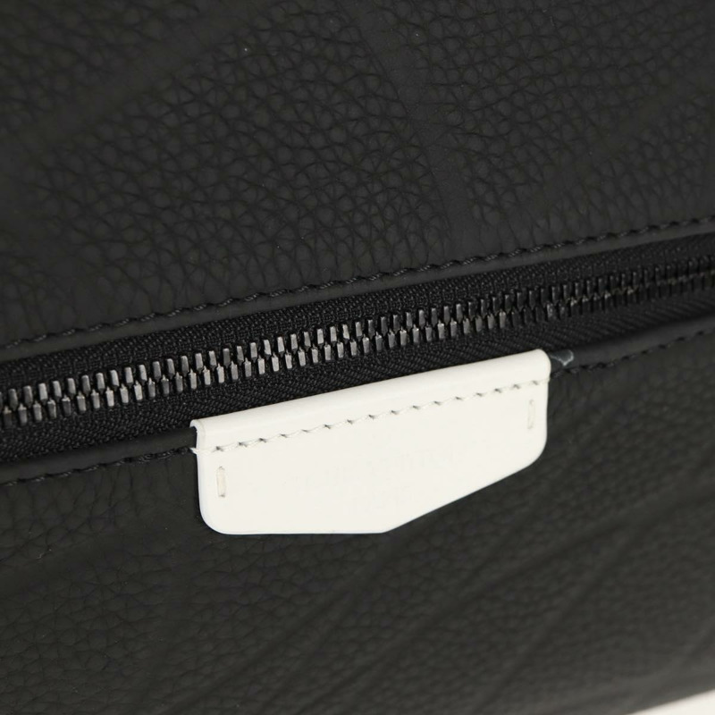 【日本直送】路易威登 Discovery FIFA 2022 世界盃皮革手袋 M21391 正品 mr1602SM-22