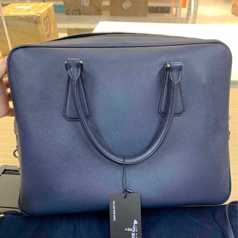 99新 PRADA 普拉達 牛皮純色 手提包  附件：塵袋