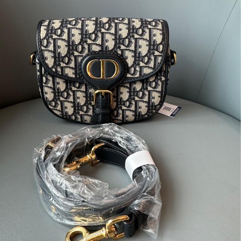 DIOR迪奧 馬鞍包 DIOR迪奧 Bobby Oblique 刺繡經典老花滿印-0
