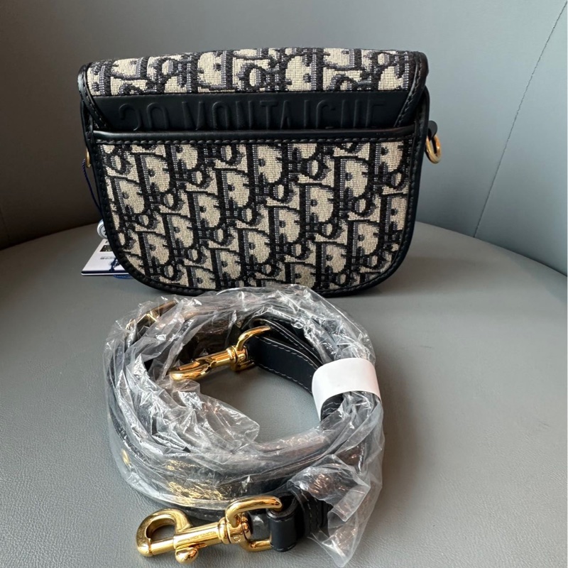 DIOR迪奧 馬鞍包 DIOR迪奧 Bobby Oblique 刺繡經典老花滿印-1