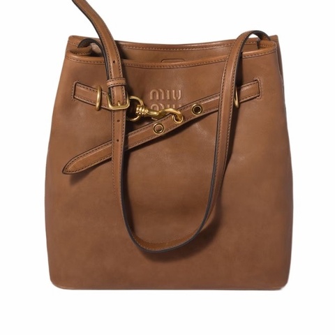 Miu Miu 女士 Aventure 單肩包均碼碼常規、30cm*13cm*31cm