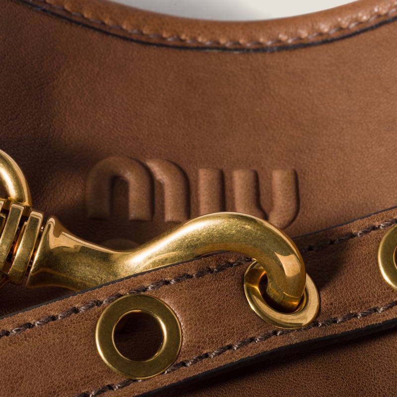 Miu Miu 女士 Aventure 單肩包均碼碼常規、30cm*13cm*31cm-2