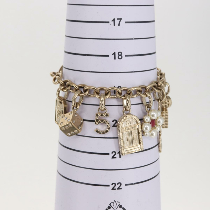 【日本直送】香奈兒 COCO 標誌手鐲，金色金屬材質，CC 標誌，正品編號 BA9218SAM-10