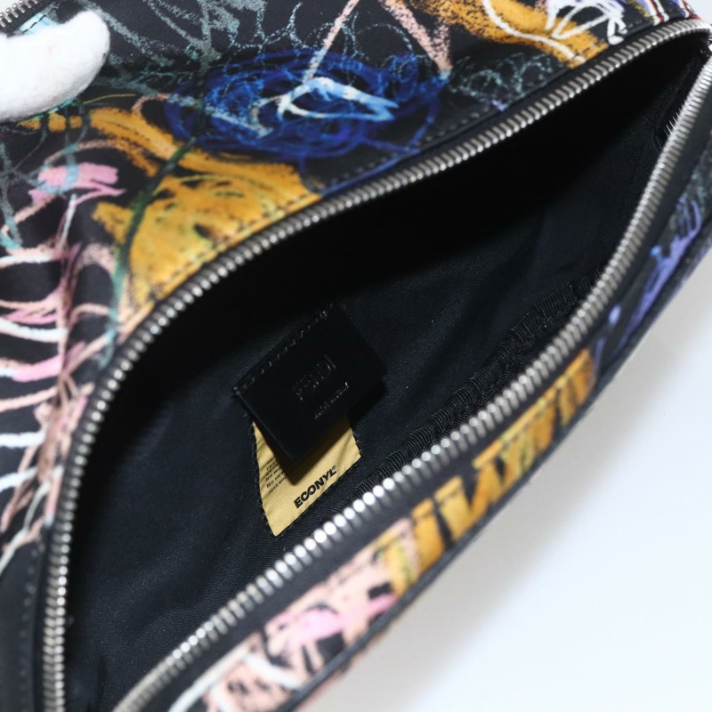 【日本直送】FENDI 腰包 尼龍皮革 多色 銀色 正品 ka1596SAM-21