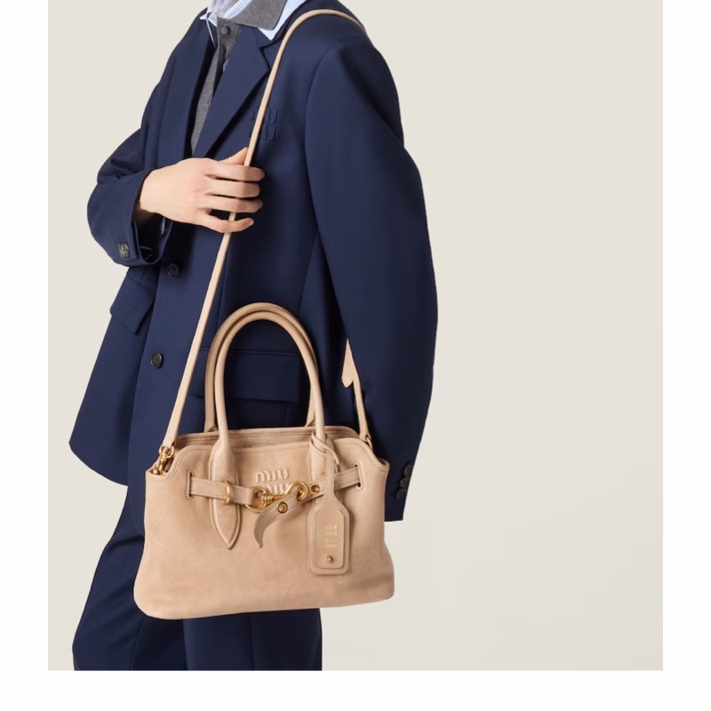 Miu Miu 女士 Aventure 單肩包均碼碼30cm*10cm*22cm-2