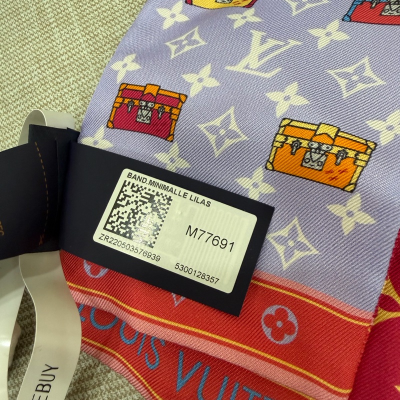 LV M77691 紅/紫絲巾-18