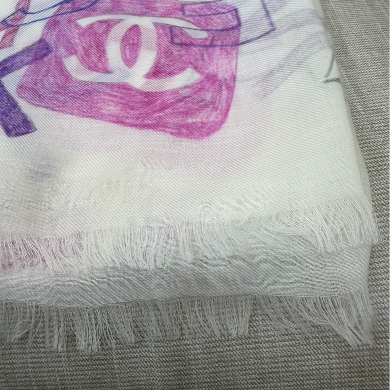 CHANEL春夏限定塗鴉大披巾-4