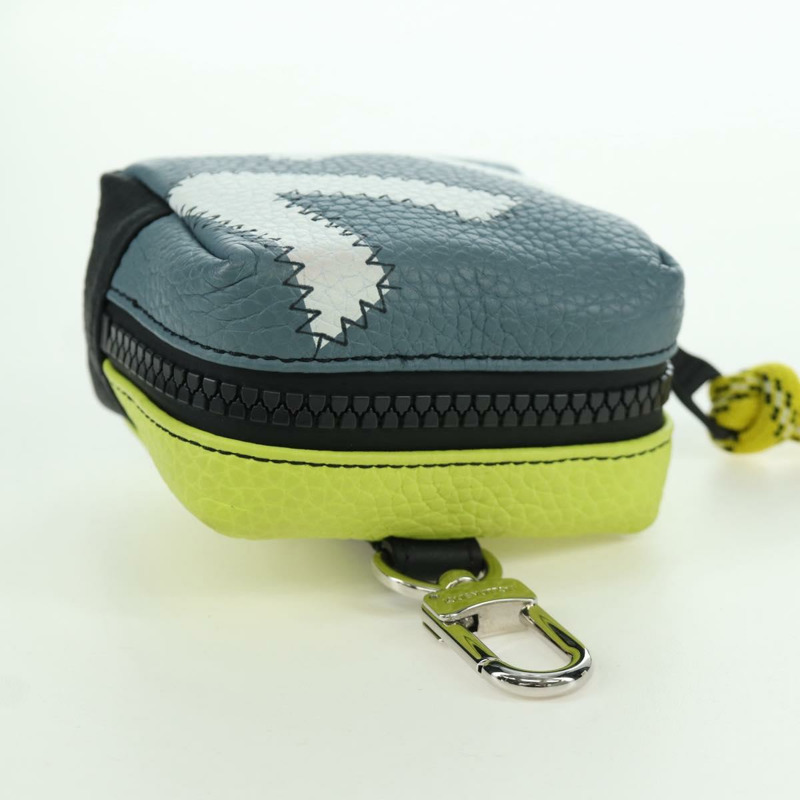 【日本直送】路易威登方形手拿包，撞色設計，灰色皮革，貨號 M00739，正品 ARZ207M-5