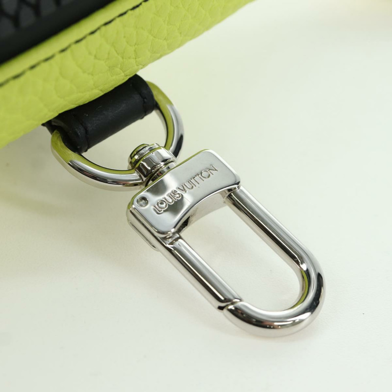 【日本直送】路易威登方形手拿包，撞色設計，灰色皮革，貨號 M00739，正品 ARZ207M-6