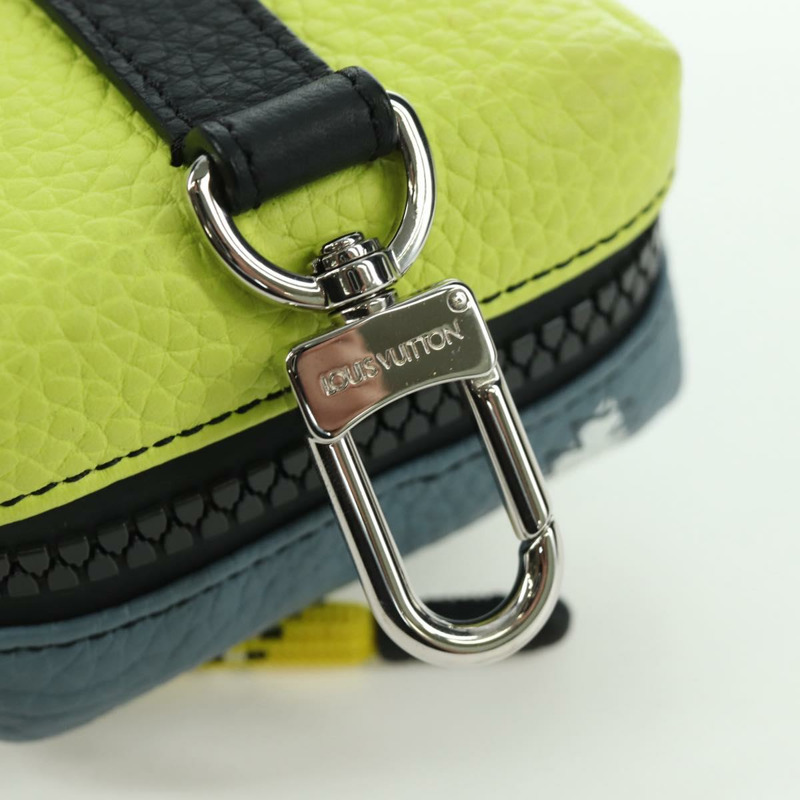 【日本直送】路易威登方形手拿包，撞色設計，灰色皮革，貨號 M00739，正品 ARZ207M-7