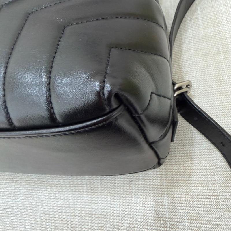 YSL聖羅蘭Loulou小羊皮V紋方胖子黑銀雙肩包-9