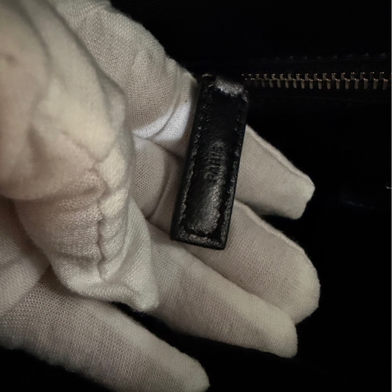 YSL聖羅蘭Loulou小羊皮V紋方胖子黑銀雙肩包-22