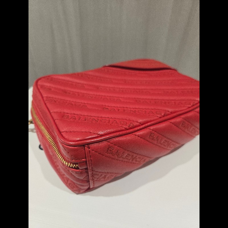 巴黎世家 Balenciaga 紅色 刺繡 復古金鍊 相機包 豆腐包 小方包 可斜背-10