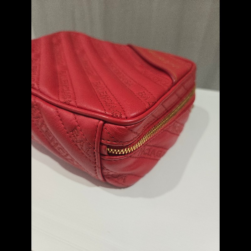巴黎世家 Balenciaga 紅色 刺繡 復古金鍊 相機包 豆腐包 小方包 可斜背-11