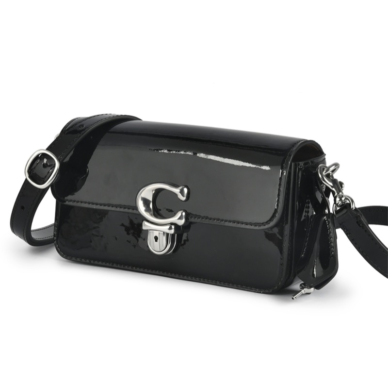 【COACH】STUDIO BAGUETTE 漆皮金屬C字肩背/斜背兩用法棍包-黑色-0