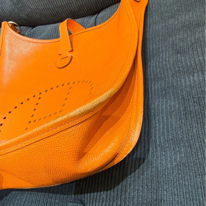 【又輕又實用👍🏻顏色亮眼🧡全網最低】愛馬仕Hermes Evelyne伊芙琳 29 火焰橙E皮  框L-4