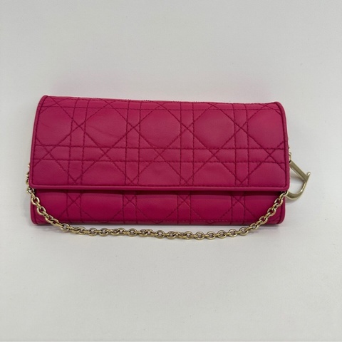 【95新️✨經典圖案😍低價撿漏】Dior玫紅色羊皮lady藤格紋 WOC｜手拎包