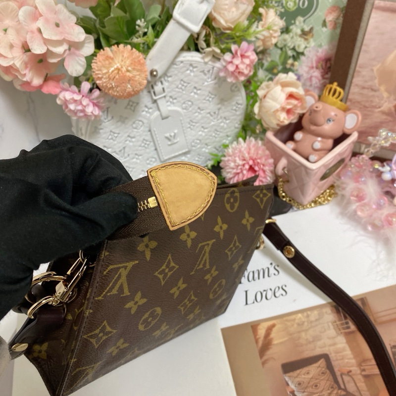 LV M47544梳洗包19 鏈條包 🏅-10