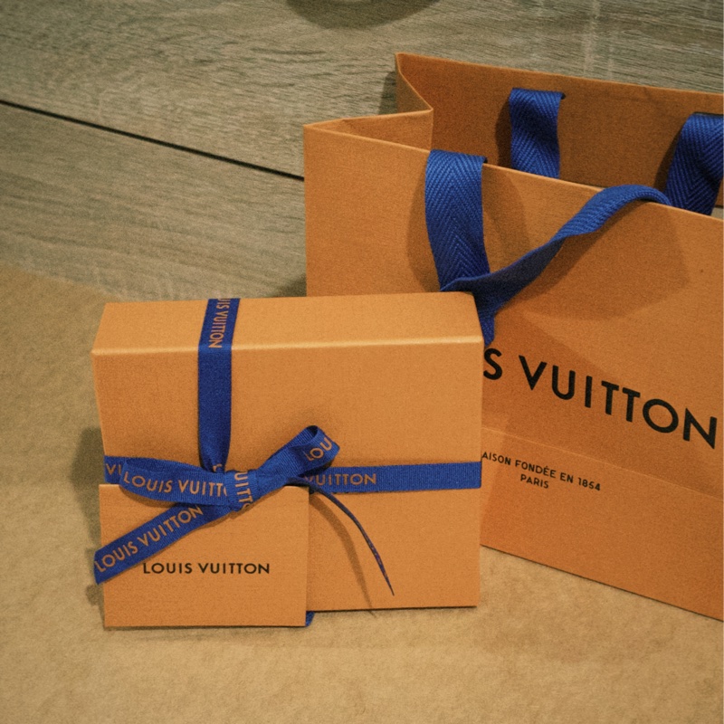 [全新3月購入] Louis Vuitton  Monogram  Victorine 三折短夾 老花-4