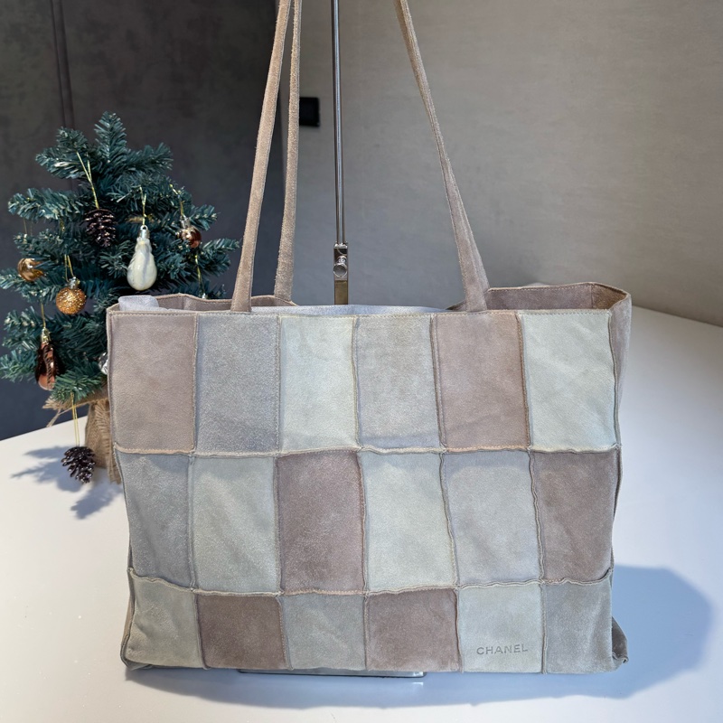 Chanel 麂皮拼色托特包-2