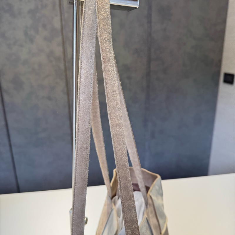 Chanel 麂皮拼色托特包-12