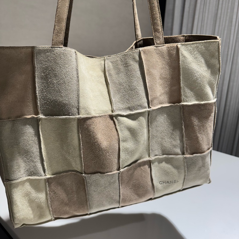 Chanel 麂皮拼色托特包-20