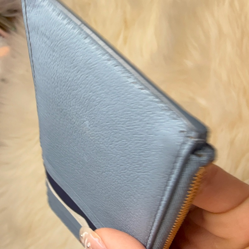 MiuMiu卡包 張員瑛必收🩵 莫蘭迪藍 卡夾 零錢包 藍 金色 miu miu-8