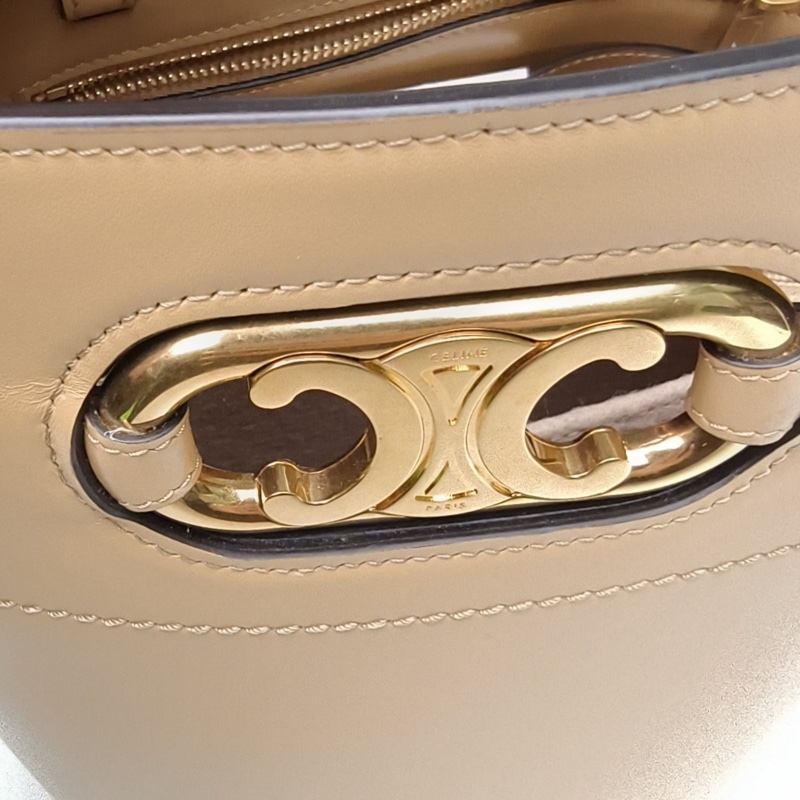 CELINE 奶茶色牛皮金扣凱旋門水桶包肩背包-4