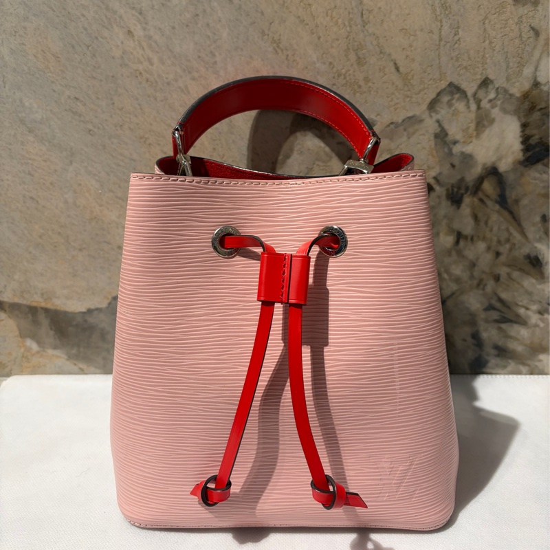 LV 粉EPI水桶包-0