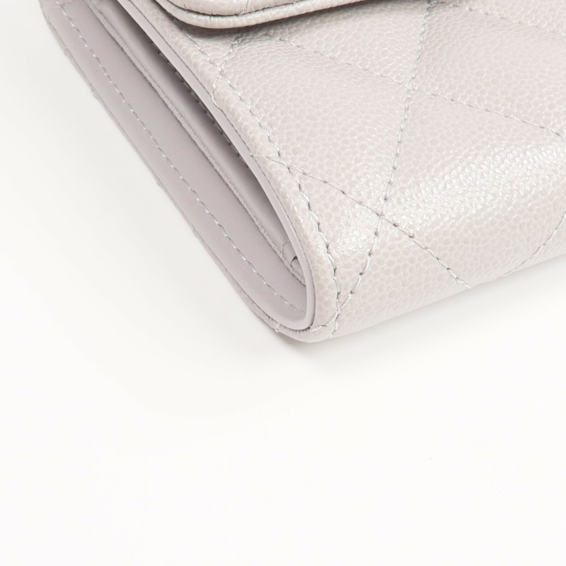 CHANEL 牛皮皮革Medium Flap Wallet金扣錢包-7