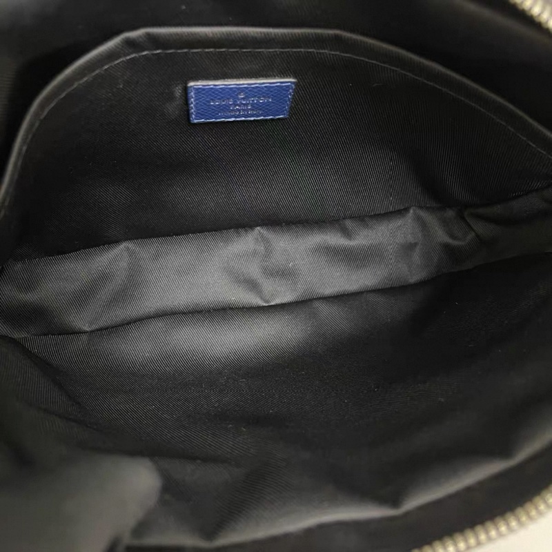 LV路易威登 男士藍色牛皮Outdoor郵差包-6