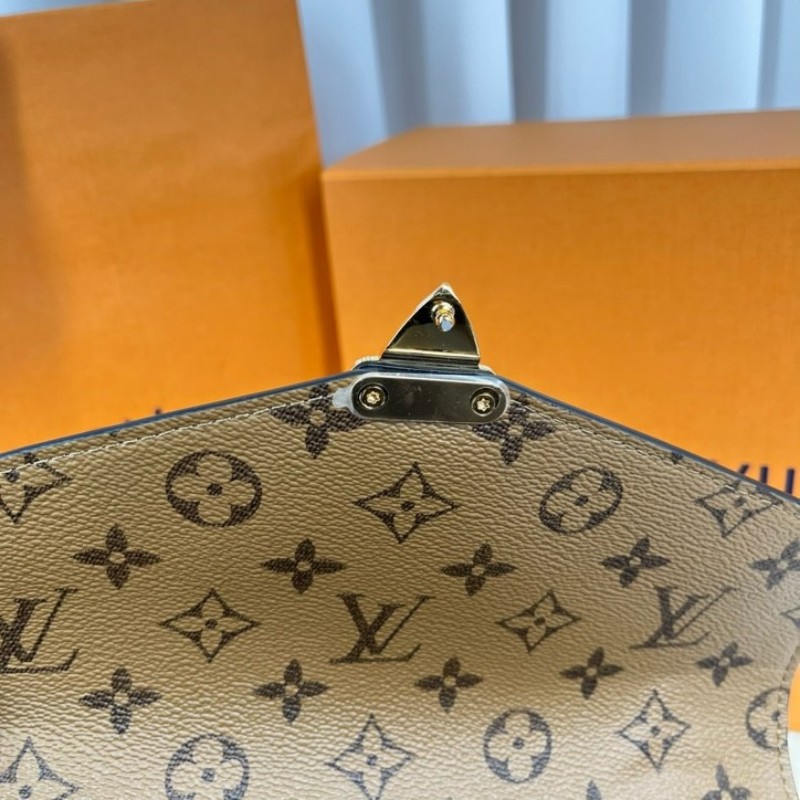 LV路易威登 25年全套 Pochette Metis拼色郵差包 經典焦糖色老花拼色郵差 皮質手感好 內裡乾淨 手提單肩斜挎都可以 日常通勤百搭 容量實用-18