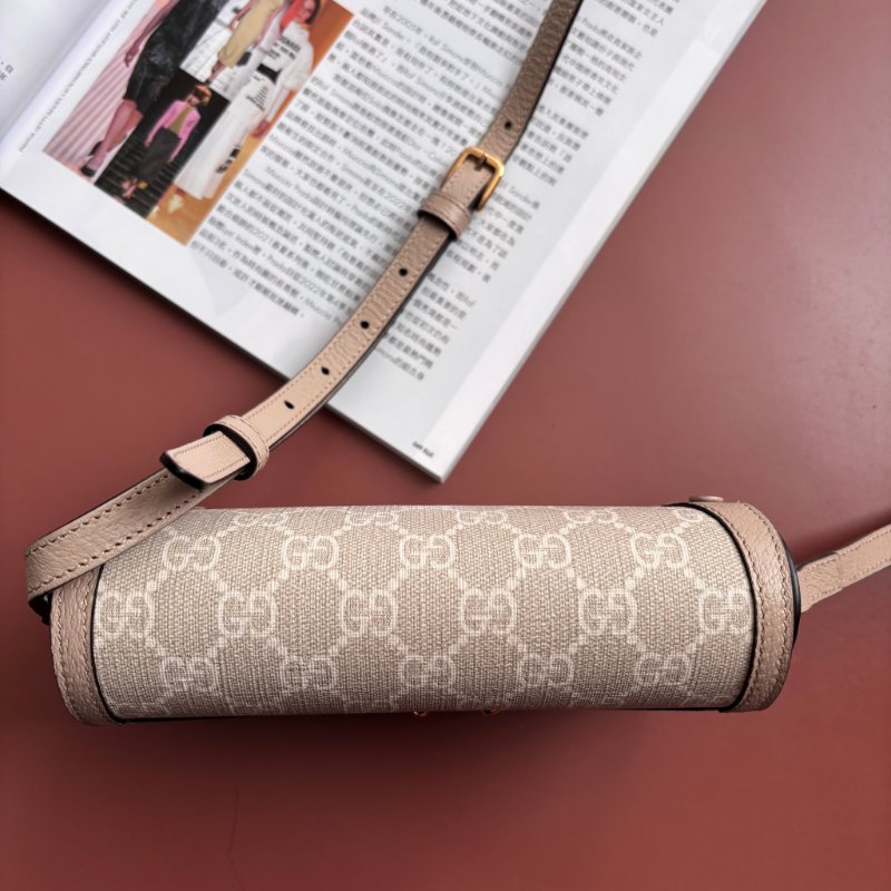 ::GUCCI:: 699296 Horsebit 1955馬銜扣造型燕麥色GG帆布斜背馬鞍包 小相機包-1