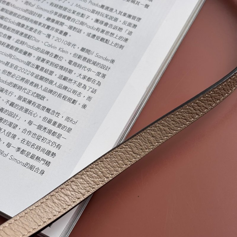 ::GUCCI:: 699296 Horsebit 1955馬銜扣造型燕麥色GG帆布斜背馬鞍包 小相機包-15