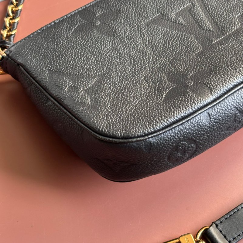 ::LOUIS VUITTON:: LV M80399 Multi Pochette Accessoires 黑色壓紋麻將包 二合一 腋下包 斜背包 肩背包-7