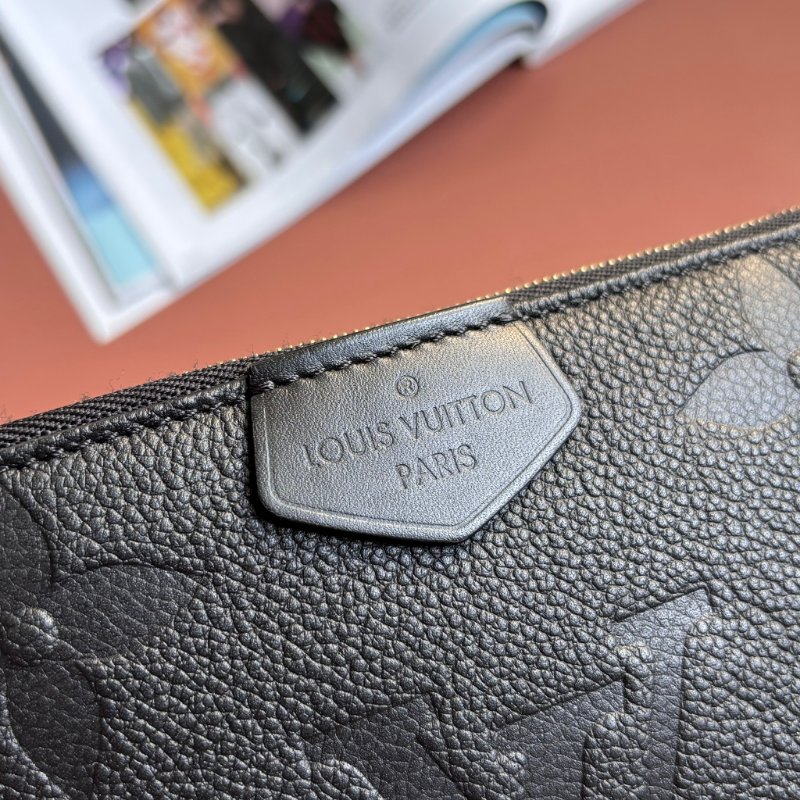 ::LOUIS VUITTON:: LV M80399 Multi Pochette Accessoires 黑色壓紋麻將包 二合一 腋下包 斜背包 肩背包-15