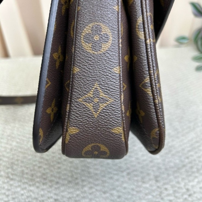 LV路易威登老花Metis郵差包 芯片款 經典老花配色 肩帶可調節 可單肩可斜挎可手提 容量實用 日常百搭-11