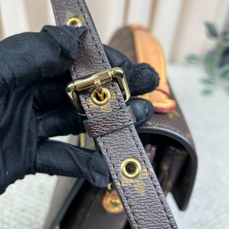 LV路易威登老花Metis郵差包 芯片款 經典老花配色 肩帶可調節 可單肩可斜挎可手提 容量實用 日常百搭-21