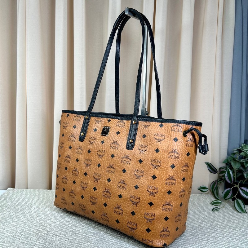 MCM干邑色拼黑色老花滿印子母包托特包 干邑色拼黑色 雙面可用 容量大 日常通勤百搭實用-3