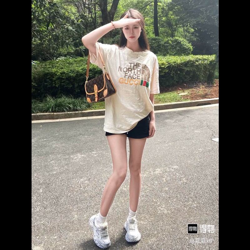lrz-nj-專櫃價5.9折！LOUIS VUITTON  芯片款 23年全套 Diane PM 經典老花 帆布塗層 腋下包法棍包手提斜挎單肩包-7