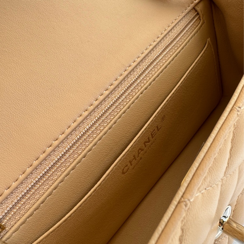 chanel奶色色淡金雙C coco20 超夯❤️‍🔥❤️‍🔥-17