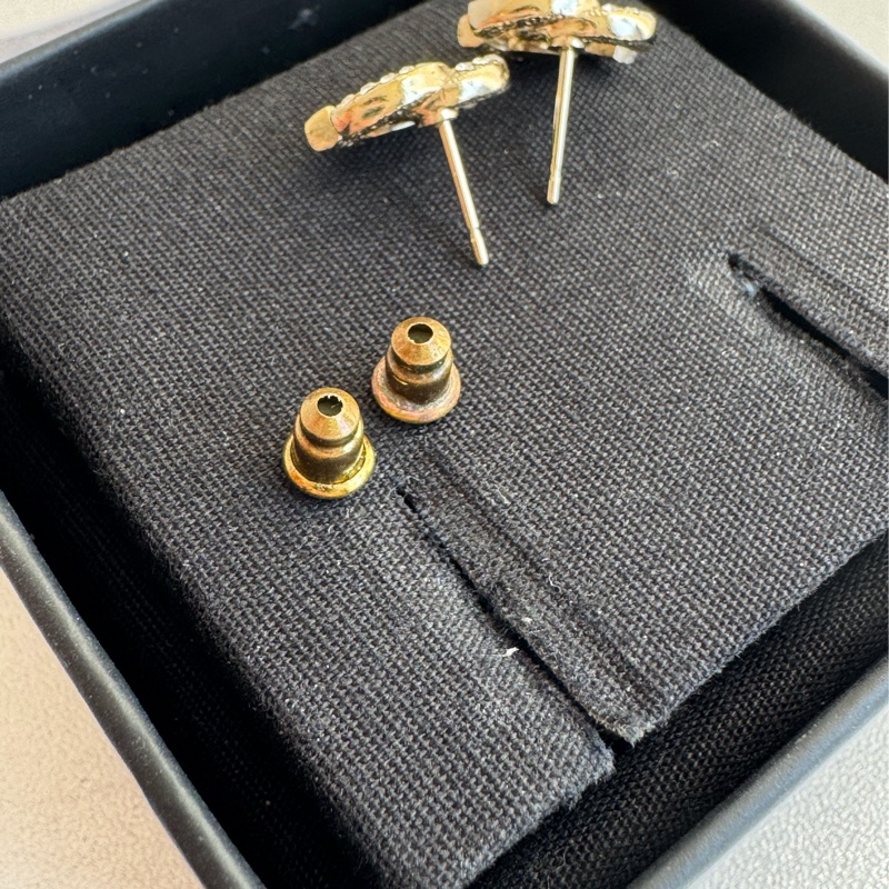 Chanel 淡金鑽小雙C耳環  氣質典雅❤️‍🔥-6