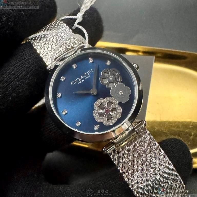 COACH手錶,編號CH00260,34mm銀圓形精鋼錶殼,銀色, 寶藍色中二針顯示, 山茶花鑽圈錶面,銀色米蘭錶帶款-3
