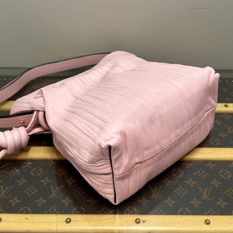 LOEWE Flamenco櫻花粉 福袋肩背包25*27 98新配件塵袋-3