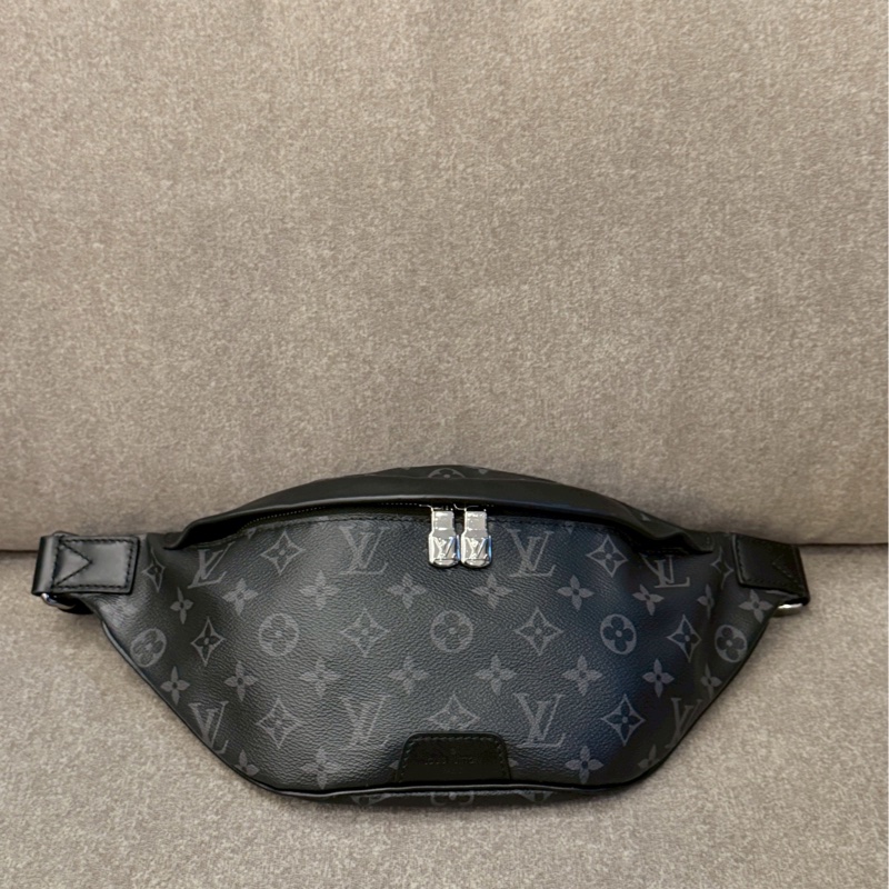 LV新款黑老花腰包-0