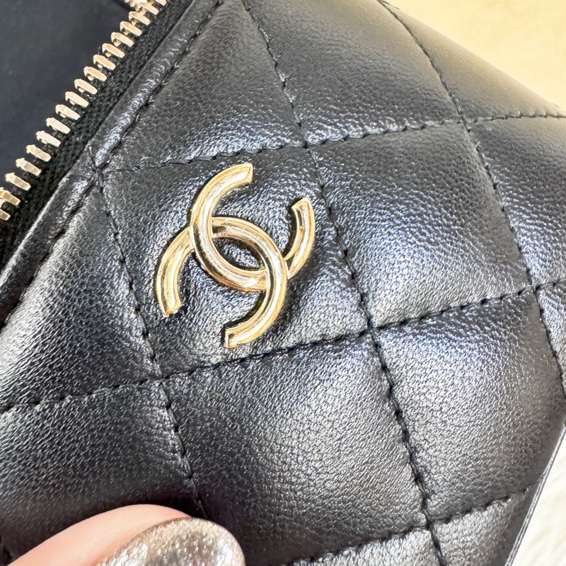 Chanel Mini小方盒 黑金手提斜背-10