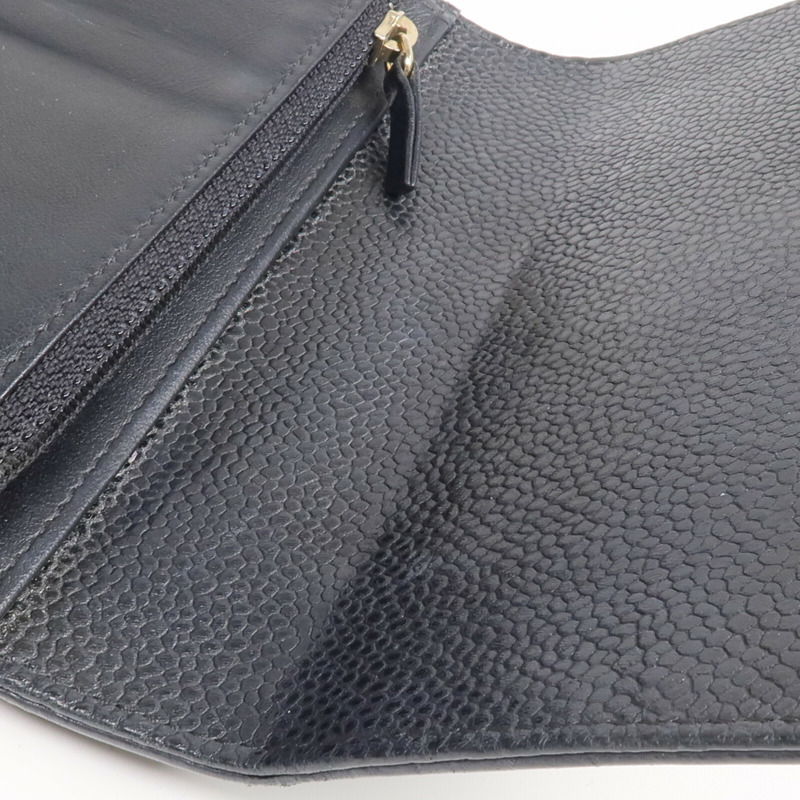 CHANEL 牛皮皮革Wallet金扣錢包-10